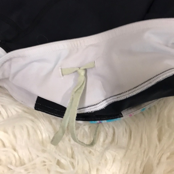 Lululemon pace rival crops - Picture 6 of 8